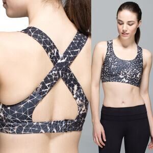 Lululemon All Sport Bra Adjustable Star Crushed Multi Black Size 2 XS Athleisure